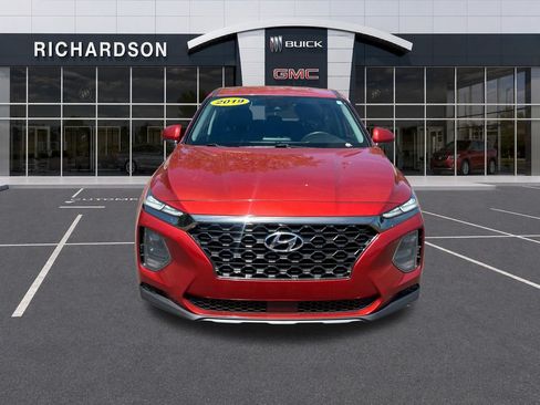 Used 2019 Hyundai Santa Fe SE AWD/4WD image 9