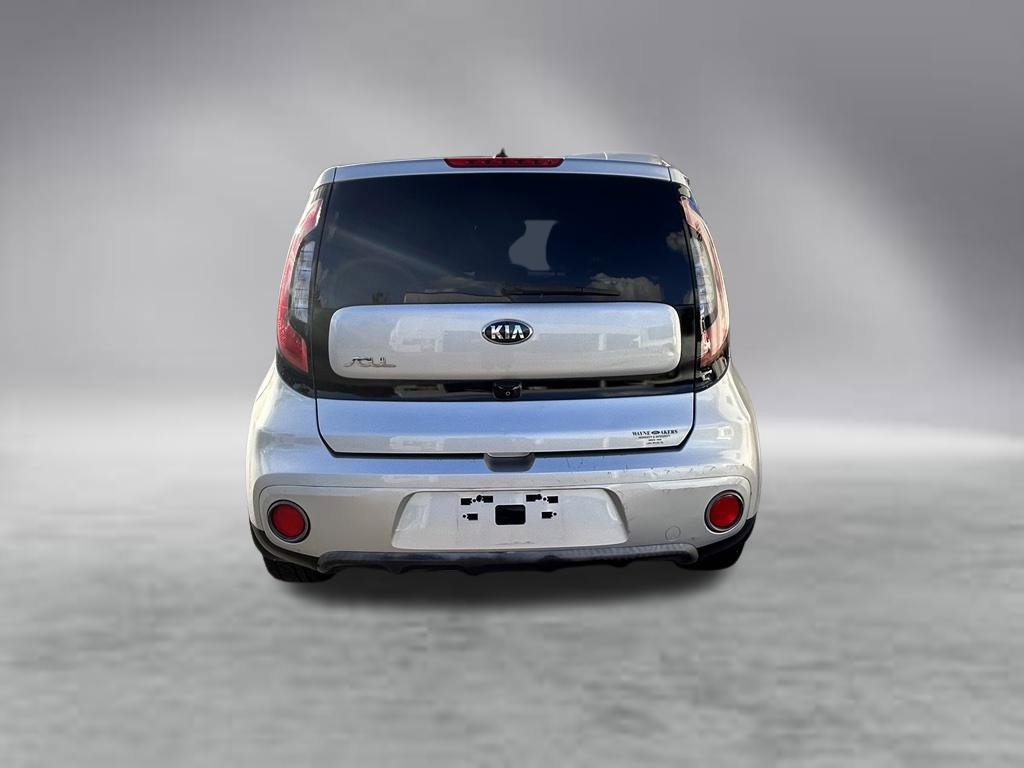 Used 2017 Kia Soul + FWD image 5