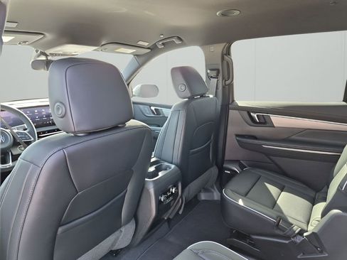 New 2026 Buick Enclave Preferred image 18