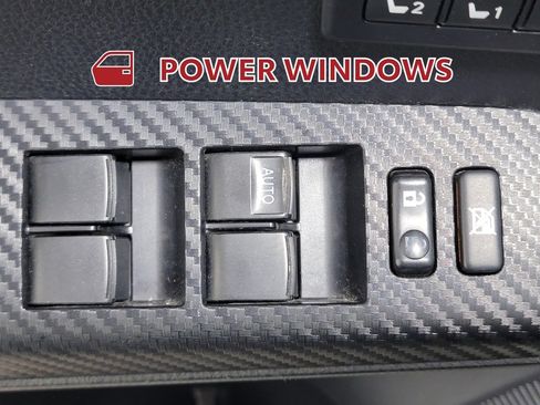 Used 2014 Toyota RAV4 Limited AWD/4WD image 27