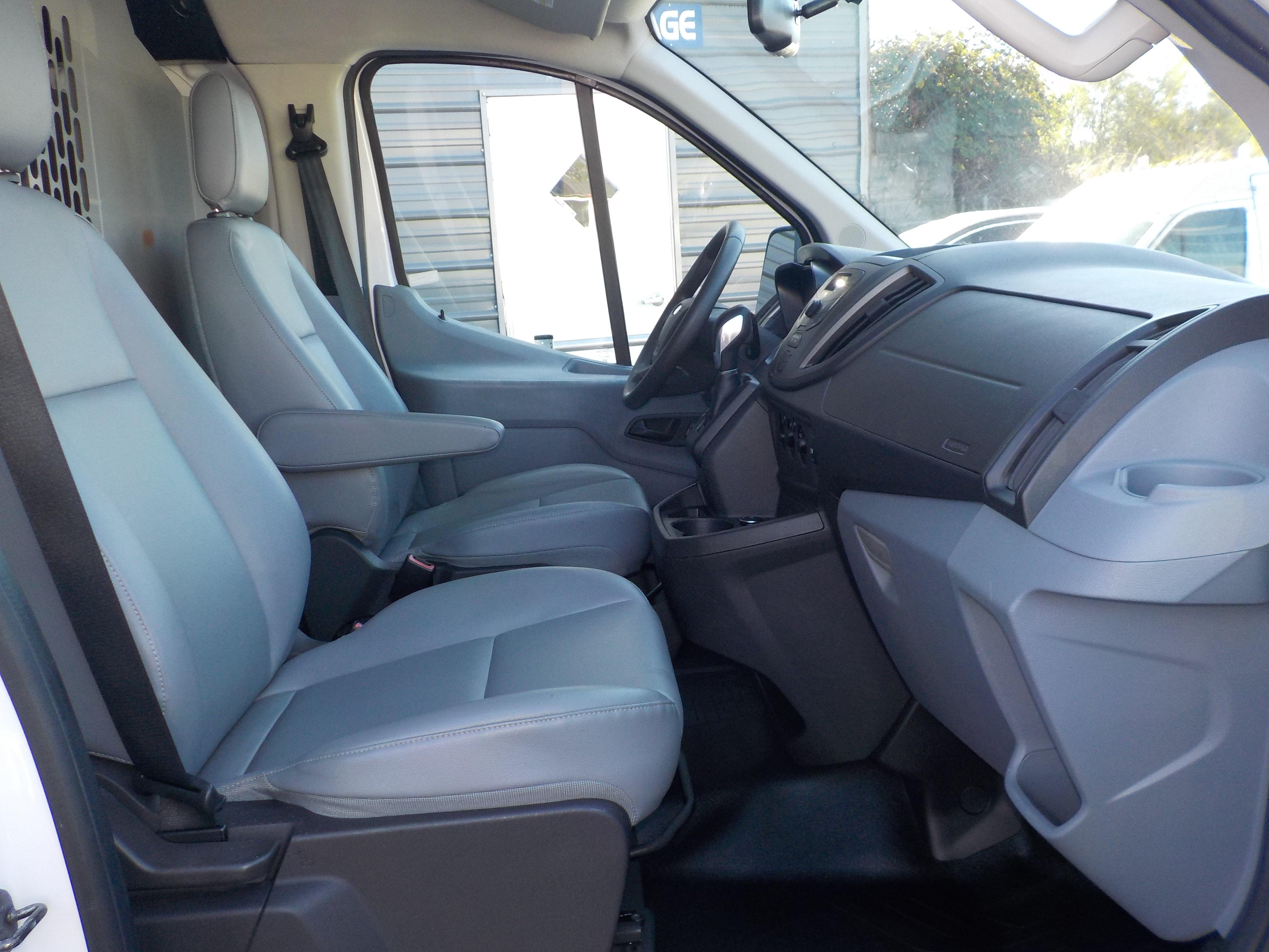 Used 2015 Ford Transit 150 130 Low Roof RWD image 20