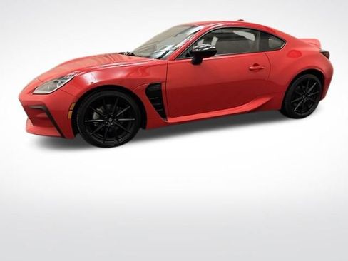 Used 2024 Toyota GR86 Premium RWD image 8