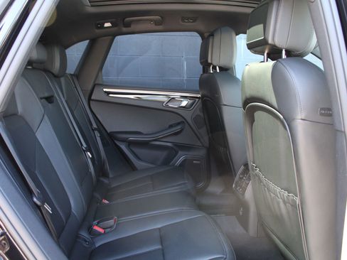 New 2025 Porsche Macan image 24