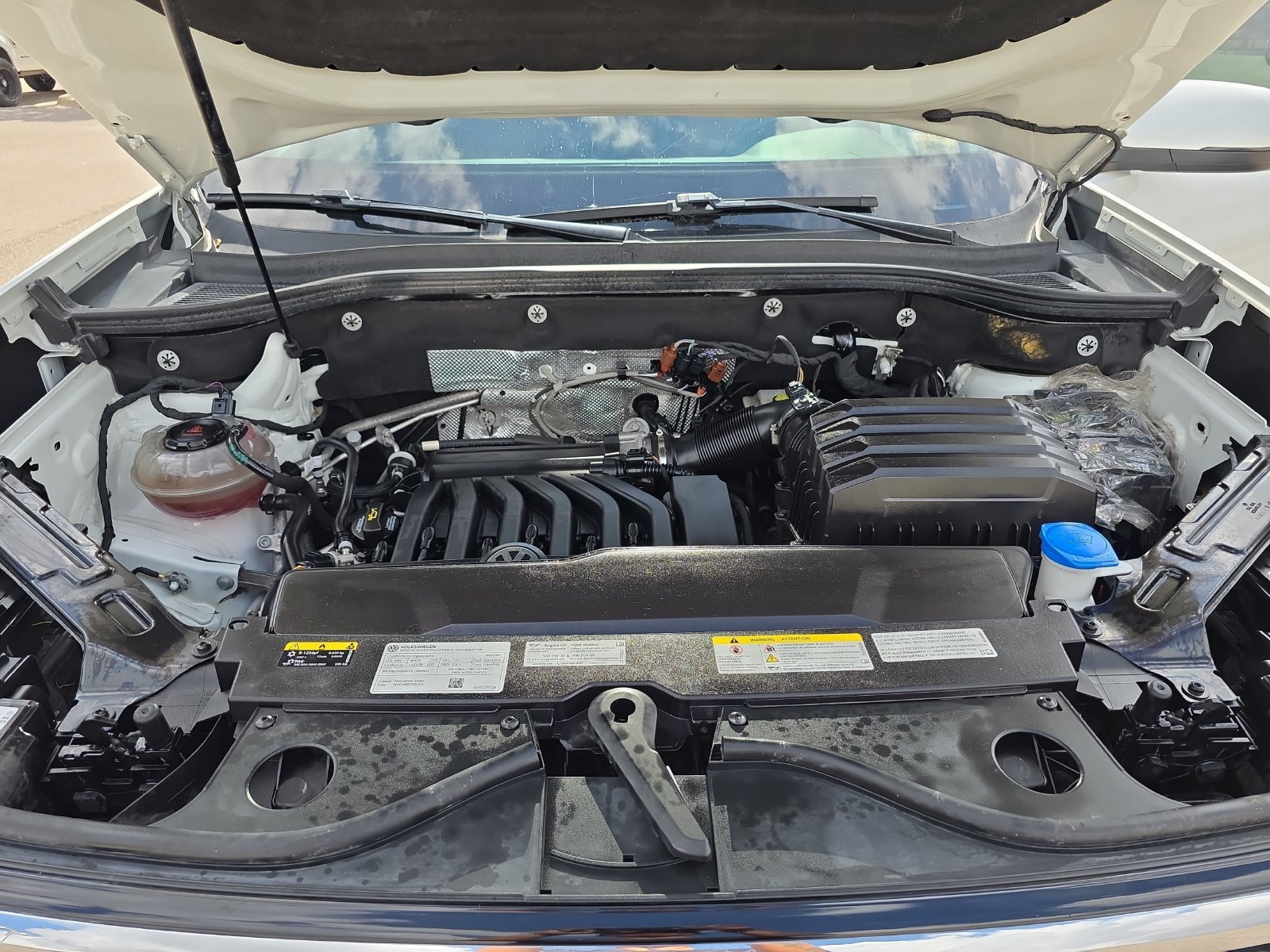 Used 2022 Volkswagen Atlas SE AWD/4WD image 32