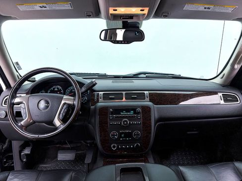 Used 2008 GMC Sierra 1500 Denali AWD/4WD image 16