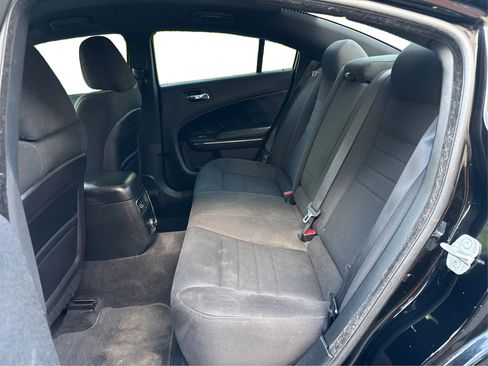 Used 2014 Dodge Charger R/T RWD image 10