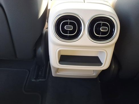 New 2026 Mercedes-Benz GLC 300 4MATIC image 17