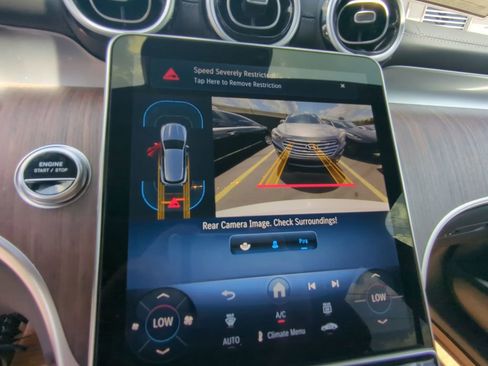 New 2025 Mercedes-Benz GLC 350e 4MATIC image 7