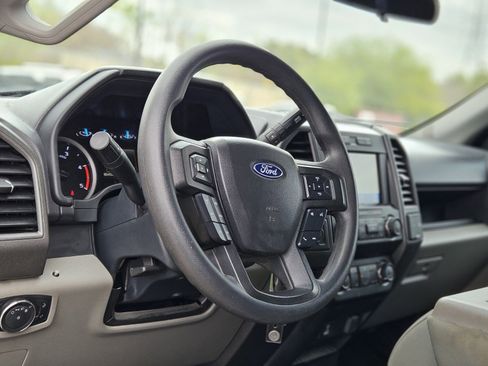 Used 2022 Ford F250 XL w/ STX Appearance Package image 21