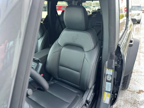 New 2025 Ford Bronco Badlands image 27