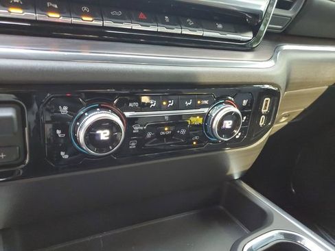 Used 2023 GMC Sierra 1500 SLT w/ SLT Premium Plus Package image 25