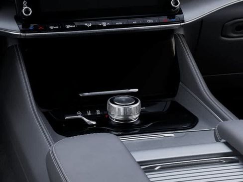 New 2025 Jeep Wagoneer L Series II w/ Premium Group I image 24