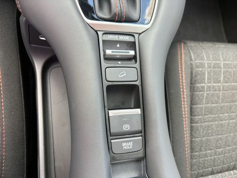 Certified 2026 Honda HR-V Sport image 22