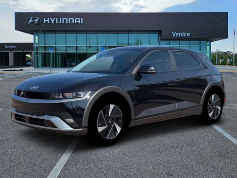 New 2026 Hyundai Ioniq 5 SE RWD image 21