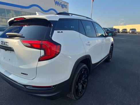 Used 2020 GMC Terrain SLE w/ Driver Convenience Package AWD/4WD image 8