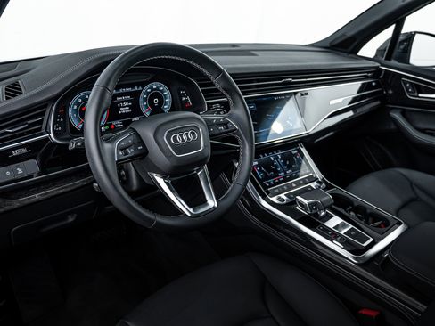 Certified 2025 Audi Q7 3.0T Premium Plus w/ Premium Plus Package image 8
