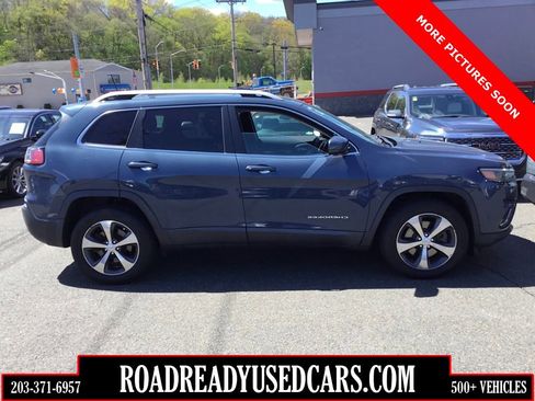 Used 2019 Jeep Cherokee Limited w/ Luxury Group AWD/4WD image 1