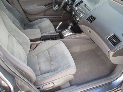 Used 2010 Honda Civic LX image 8