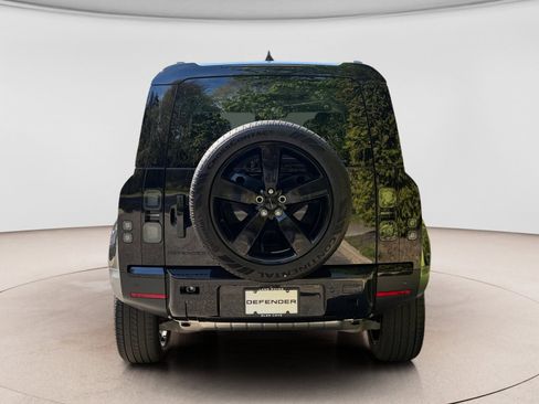 New 2026 Land Rover Defender 110 S AWD/4WD image 4
