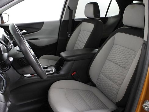 Used 2018 Chevrolet Equinox LT w/ Sun & Infotainment Package FWD image 20