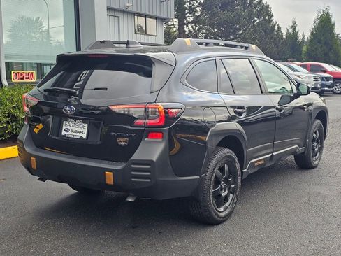 Used 2022 Subaru Outback Wilderness AWD/4WD image 7