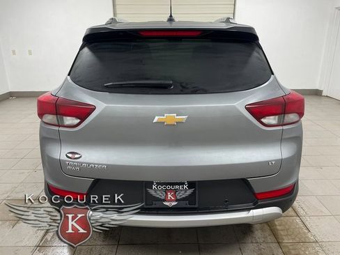 Used 2025 Chevrolet TrailBlazer LT w/ Driver Confidence Package image 5