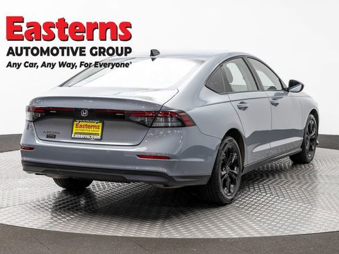 Used 2025 Honda Accord SE image 5