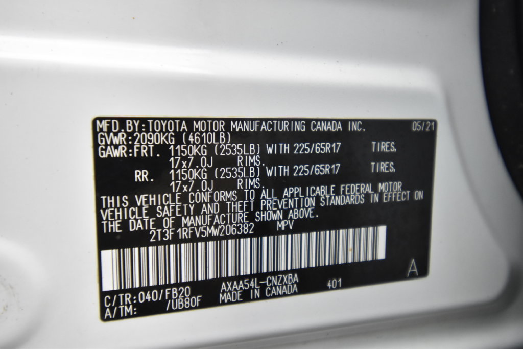 Used 2021 Toyota RAV4 LE AWD/4WD image 21