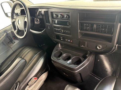 Used 2016 Chevrolet Express 3500 LT w/ LT Preferred Equipment Group image 42