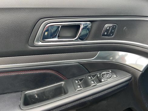 Used 2017 Ford Explorer Sport w/ Equipment Group 401A image 28