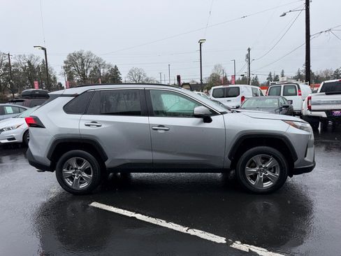 Used 2023 Toyota RAV4 XLE image 8