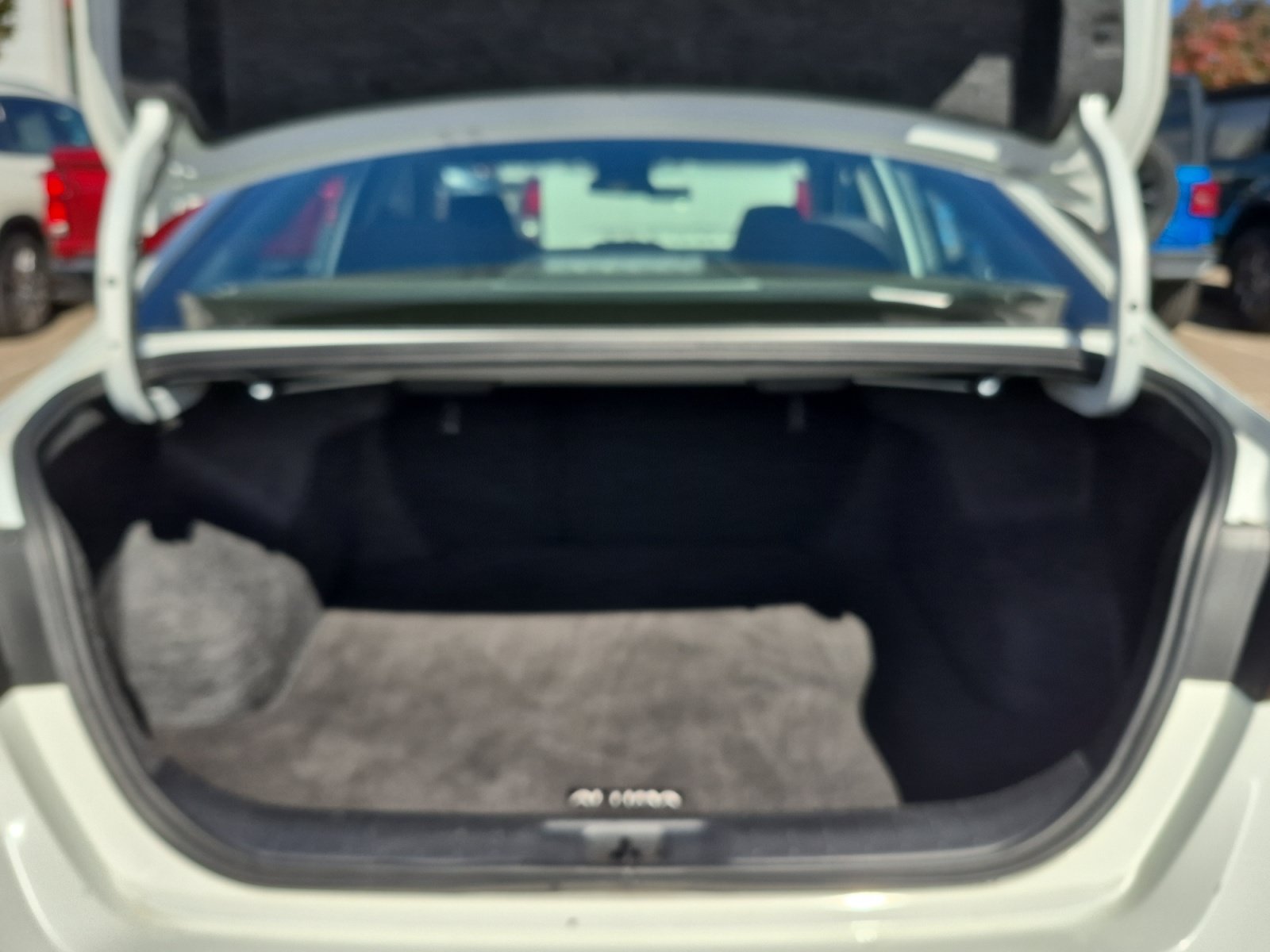 Used 2025 Nissan Altima 2.5 SV FWD image 21
