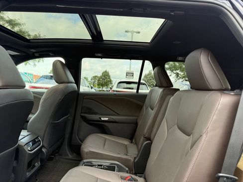 Used 2026 Lexus TX 350 AWD w/ Technology Package image 18