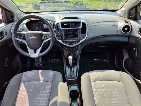Used 2020 Chevrolet Sonic LT FWD image 27