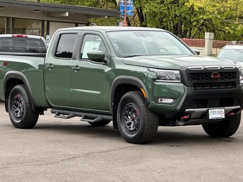 New 2026 Nissan Frontier SV AWD/4WD image 9