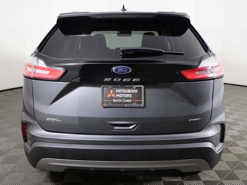 Used 2024 Ford Edge SEL w/ Convenience Package image 11