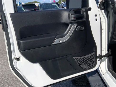 Used 2015 Jeep Wrangler Unlimited Sahara w/ Max Tow Package image 21