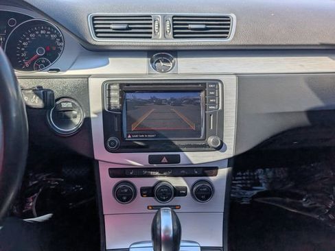 Used 2016 Volkswagen CC image 11