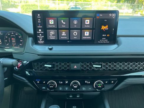 Used 2023 Honda Accord Touring image 22