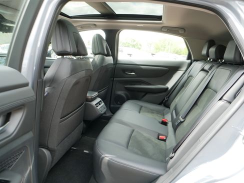 Certified 2024 Nissan Ariya AWD image 35