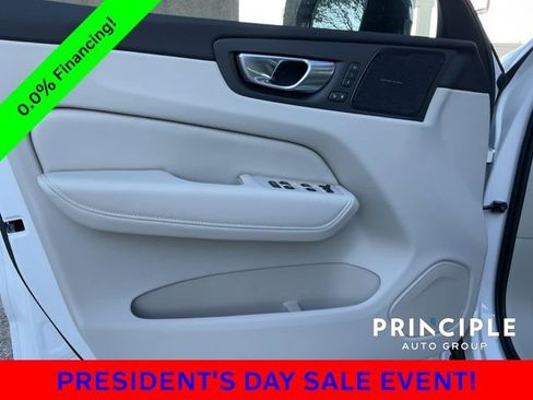 New 2026 Volvo XC60 B5 Ultra w/ Protection Package Premier image 20