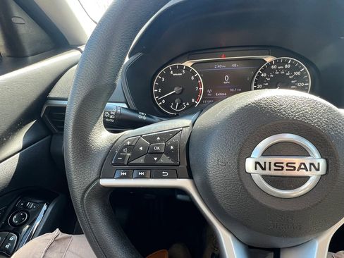 Used 2021 Nissan Altima 2.5 SV FWD image 20