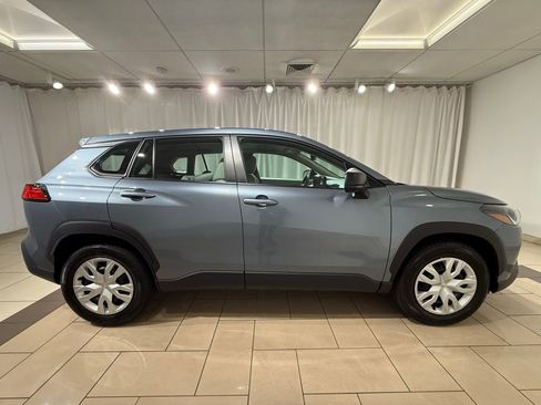 Certified 2025 Toyota Corolla Cross L image 6