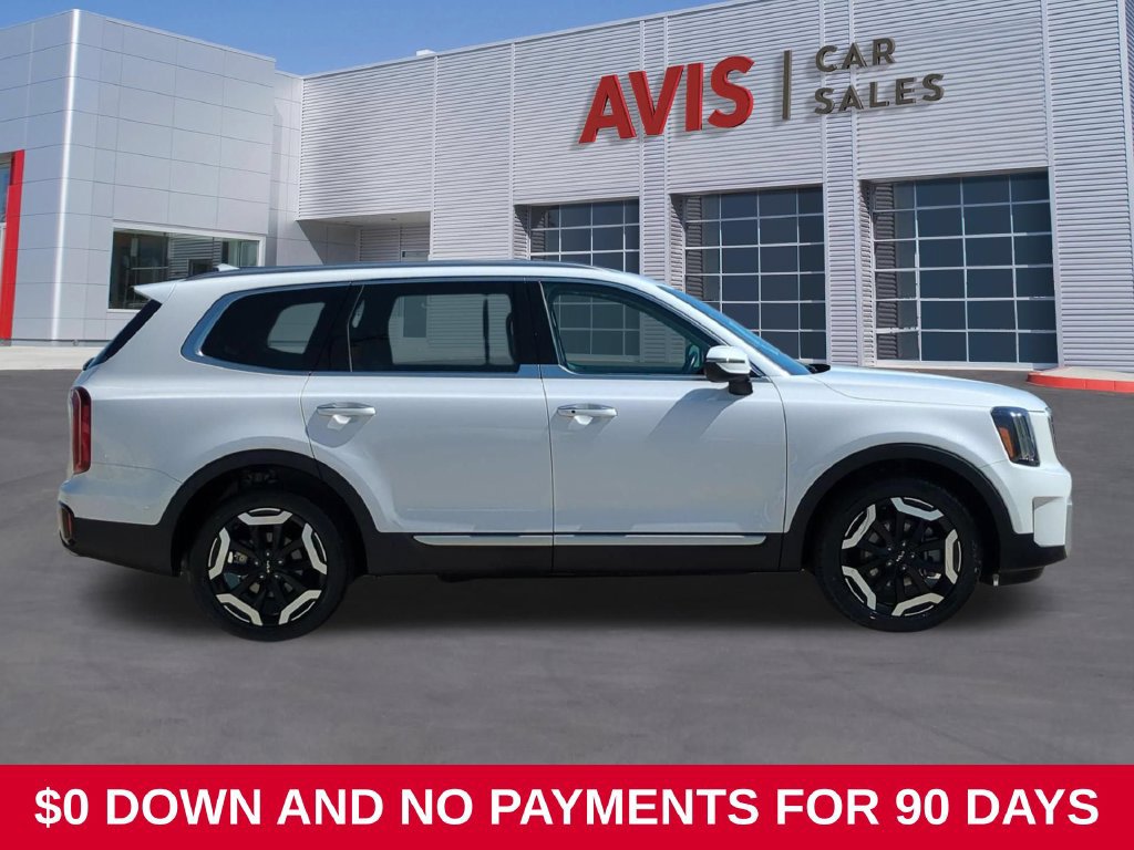 Used 2025 Kia Telluride S FWD image 5