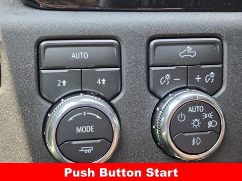 New 2026 GMC Sierra 1500 Elevation image 18