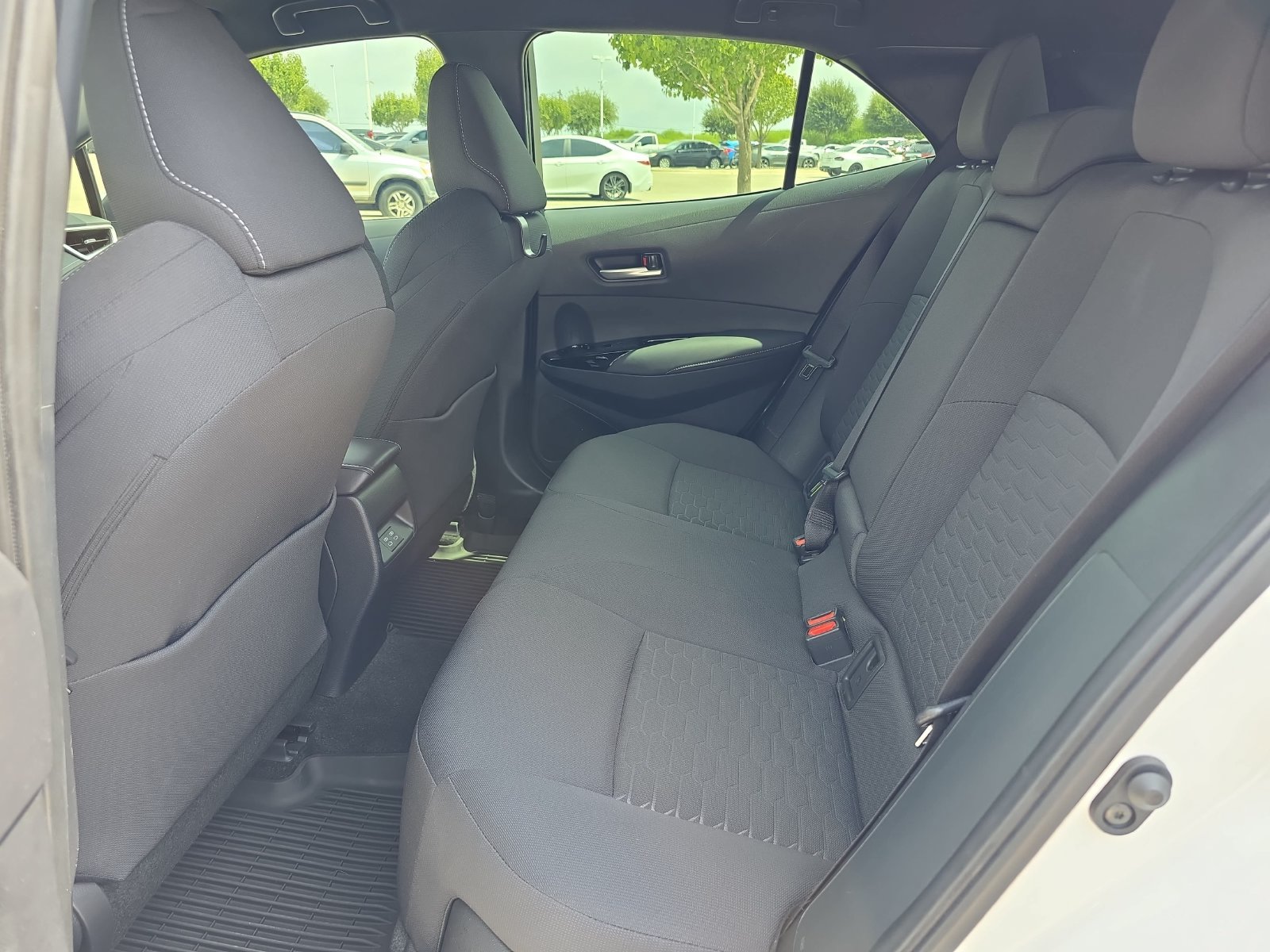 Used 2023 Toyota Corolla SE FWD image 11