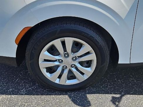 Used 2021 Kia Soul LX FWD image 13