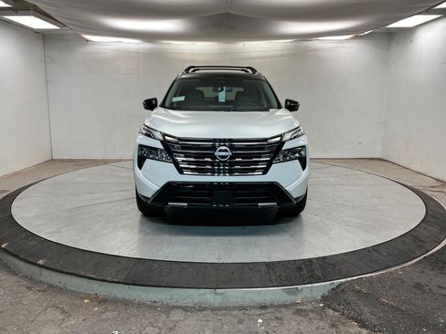 New 2026 Nissan Rogue Platinum w/ Platinum Premium Package image 8