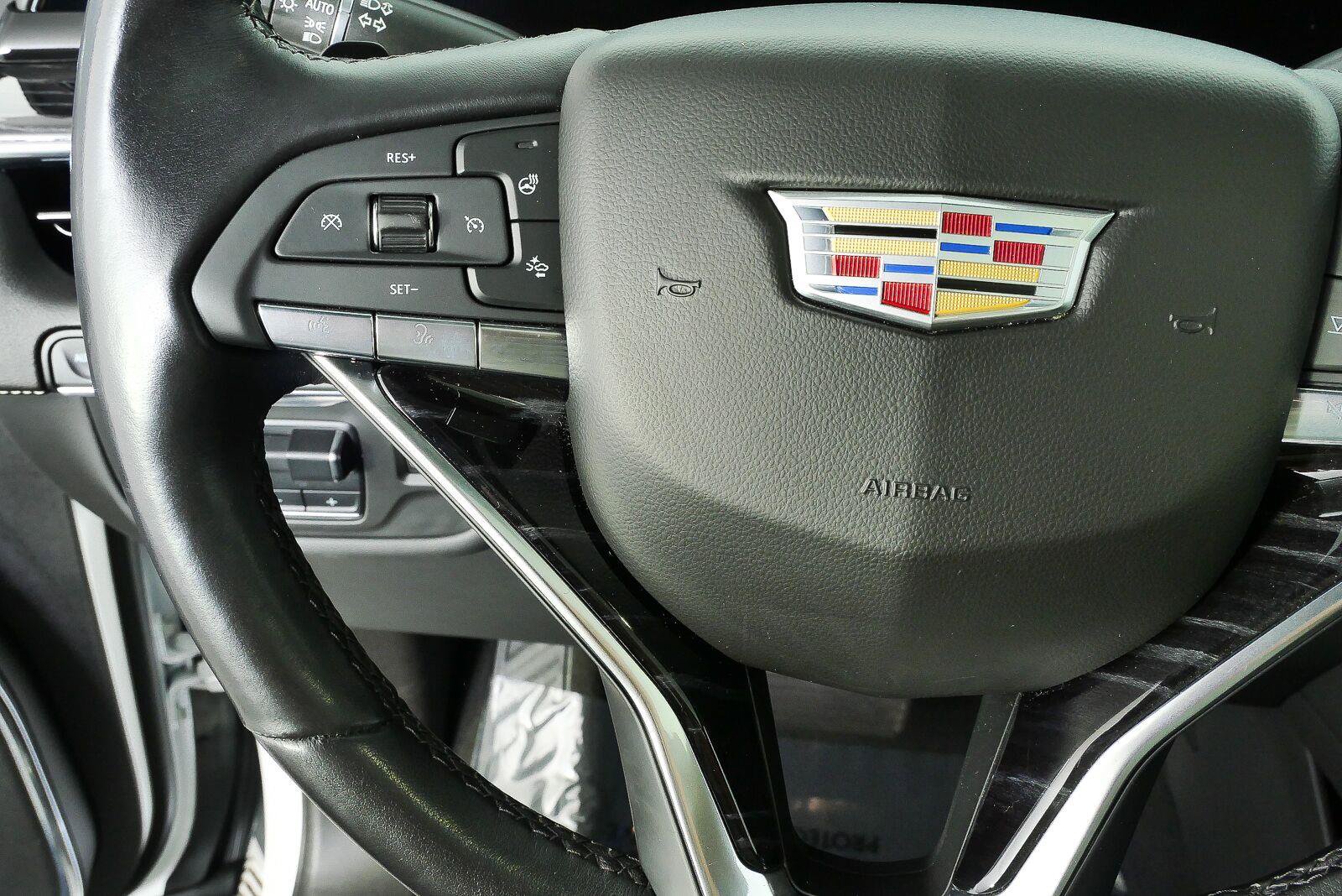 Used 2021 Cadillac Escalade ESV Sport AWD/4WD image 13