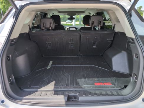 Used 2020 GMC Terrain Denali w/ Denali Premium Package FWD image 31